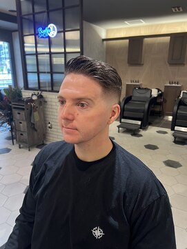 バーバーブロス 長堀店(BARBER BROS) スキンフェード