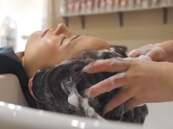 ショコラ ナンバ(Chocolat NAMBA)の写真/薔薇の女王【ダマスクローズ】を贅沢に使用したHOTローズSPA★エイジングBeautyにも効果絶大♪¥2200～☆