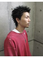 オーシャントーキョー ホワイト 原宿(OCEAN TOKYO WHITE)&nbsp;スパイキーショート刈り上げフェードツーブロック七三パーマ