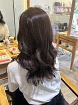 ブレンドバイハピネス(Blend by happiness)&nbsp;ダークアッシュブラウン　艶髪ロング　水素カラー