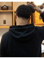 ポリッシュマン コウベ(POLISHMAN.KOBE) ショートアフロ / テーパーフェード / スキンフェード