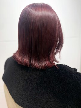 カミラボ(KAMI LABO) レッドカラー 艶髪ボブ 外ハネ ダブルカラー 髪質改善カラー