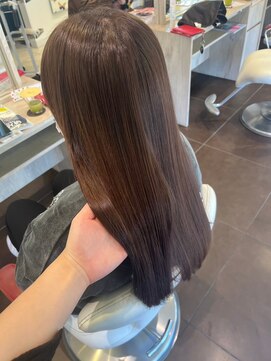 アース 会津若松店(HAIR&MAKE EARTH) 艶ブラウンロングストレート