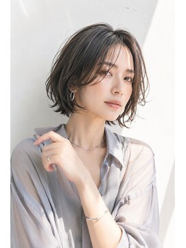 アッシュ 学芸大学店(Ash) ショートボブ/大人女性/ナチュラルグレー/白髪ぼかし/脱白髪染め