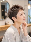 大人美人ひし形ハンサムショート小顔マッシュスタイル