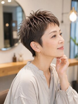 バグズ(Baguz) 大人美人ひし形ハンサムショート小顔マッシュスタイル