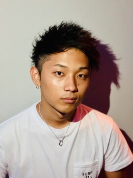 アカラ(AKALA) 2ブロック、ワイルドアップバング