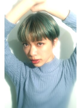 マグノリア オモテサンドウ(MAGNOLiA Omotesando) コントラストブルーショートマッシュ