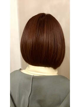 ヒルズ(BiBi hills) 高知 南国市 BiBi hills DrトリートメントLv１☆ツヤボブ