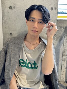 ルービック 梅田茶屋町(Rubik) スーツ短髪ツーブロック束感モテる黒髪シークレットパーマ