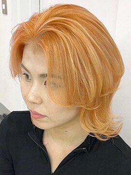 ウィコ 新宿(WICO) ペールオレンジウルフ[新宿駅/グレーベージュ/レイヤーロング]