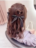 耳出さない編み込みハートハーフツイン