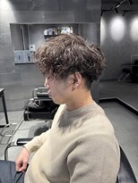 スタッド 松戸(stud. Men‘s)&nbsp;ツイストスパイラルパーマ×刈り上げラウンドマッシュ