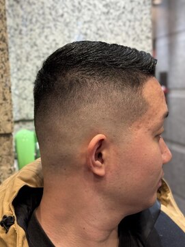 ヘアモード キクチ 銀座店 スキンフェード×ベリーショート