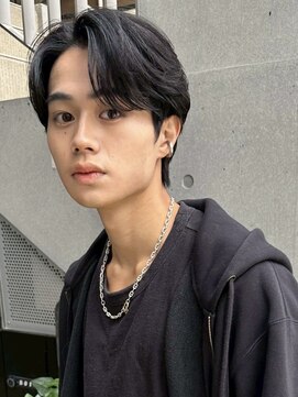 アコロン(acoron.) メンズ/池袋/センターパート/レイヤー/波巻き/池袋メンズカット