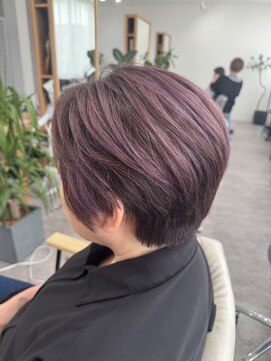 シロ(shiro.) 透明感+個性的ラベンダーグレージュ