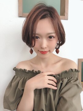 リル(Rire) 大人ショートボブ小顔耳かけ前髪なし30代40代50代