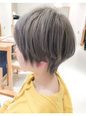 アッシュグレージュカラー/ひし形ショート