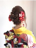 編み込みを入れた”ネープシニヨン”スタイル♪　by成人式