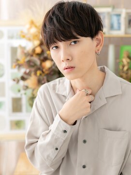 カバーヘア ブリス 戸田公園西口店(COVER HAIR bliss) モノトーングレージュ重めコンマヘアa戸田公園20代30代40代!