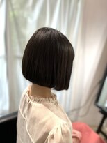 ツムグ 代官山 中目黒(TUMUGU)&nbsp;大人可愛い30代40代50代黒髪前下がりショートボブ丸みショート◎