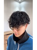 緩めプードルパーママッシュツーブロックメンズパーマ刈り上げ