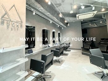 BUCKS【バックス】