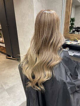 サニー 渋谷(SUNNY) バレイヤージュ、ハイライト、レイヤーロング、グレーベージュ