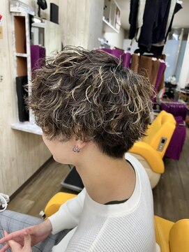 ブレイブシザー(BRAVE SCISSOR) 10代～20代に人気！men’s髪質改善＋パーマスタイル