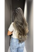 ロングに合うハイライトバレイヤージュ