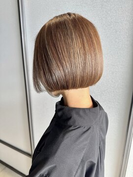 【フレンチボブ×ベージュハイライト】