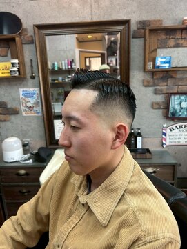アールズ ヘア(R's hair) MEN’S HAIR/サーフカール/刈り上げセンターパート/印西