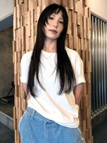JIG オン眉×黒髪ロング