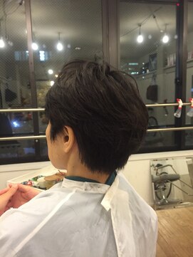カタチヘアー(HAIR) 。。。。。。スッキリショートノカタチ。。。
