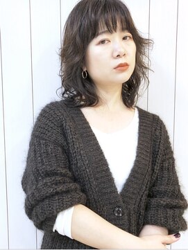 トリッシュ ビー(Trish-b) 57.ミディアム×パーマ