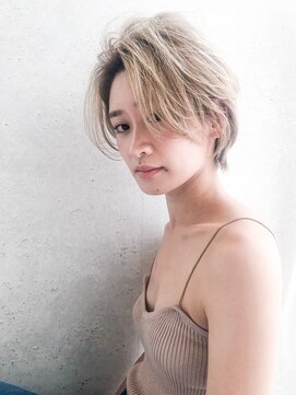 ロジッタ(ROJITHA) 【ROJITHA】ホワイトブロンド×ハンサムショート