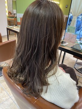 ネオリーブソラ 相模大野店(Neolive sola) メルティシナモンカラー