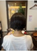 ショートボブ