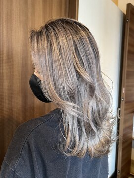 シャドールーツ