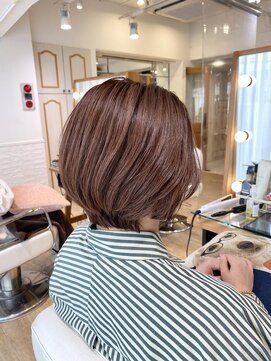 ネオリーブ チロル 横浜西口店(Neolive CiroL.) オレンジベージュ×ショートボブ 大人ショート 横浜