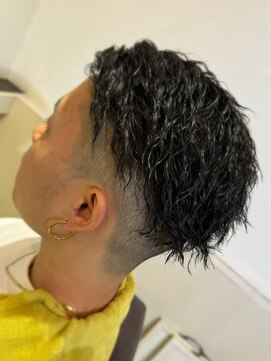 ヘアーメイク バス(Hair make bas) ツーブロックツイストパーマ