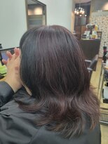 ラグヘアー(Lug hair)&nbsp;顔周りはブラック　後ろはピンク＆グレーのミックス