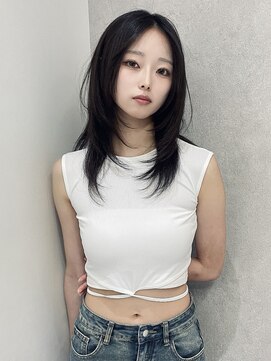 ジーナ 福岡天神(Zina) 韓国ハッシュカット/ミディアムZina福岡天神