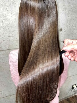 ボタニウム バイ アールサロン(BOTANIUM by RrSALON) 20代30代40代必見 本物 髪質改善RrSALON HYDRO XEトリートメント