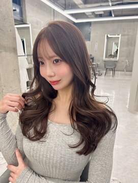 シイム(CYM) レイヤーカット/顔まわりカット/ブラウンベージュ