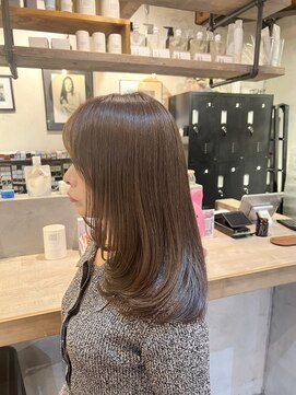 マスカリ(muscali) 黒髪/クラゲヘアー/オリーブグレー/小顔/ココアベージュd27