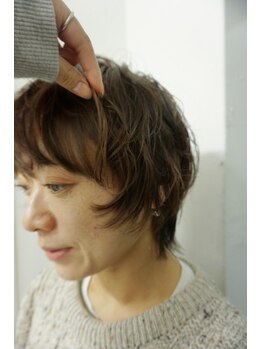 ストア(STORE)の写真/1人1人の顔周りに合わせたスタイルを提案。扱いやすいカットで、毎日自信を持てるヘアスタイルに。