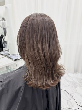 ヘアーアンドスパ ナトゥーラ 新札幌店(Natura) レイヤースタイル、アッシュブラウンカラー!