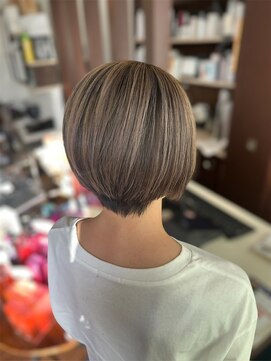 ヘアーショップ エヌアンドエー 幸手店(hairshop N&A) 丸みショートボブハイライト