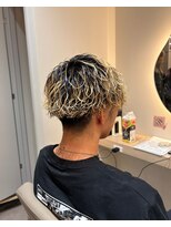 ルーチェココ ブラン(Lu'ce coco blanc)&nbsp;波巻きツイストスパイラル　骨格矯正カット+波巻きパーマ